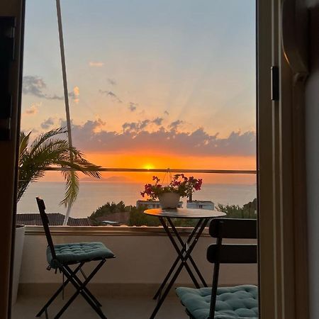 Sunny Breeze Apartment Vlora Kültér fotó